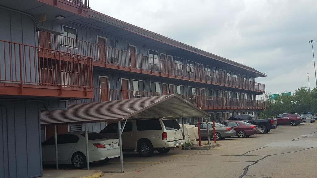 Travel Inn Sharonville Exterior foto